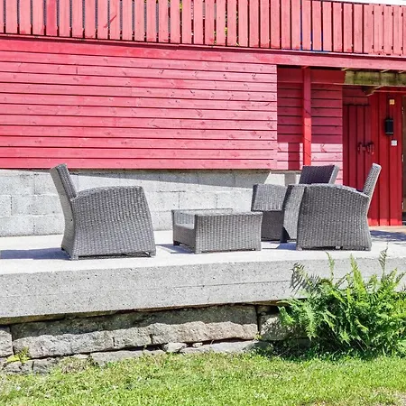 Daire Amazing In Lindesnes With Wifi *